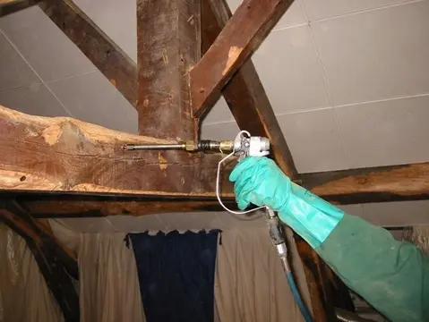 traitement charpente puvirisation injection 1